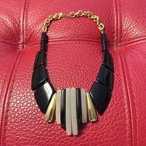 Vintage Park Lane Kontiki Chucky Lucite metal adjustable necklace